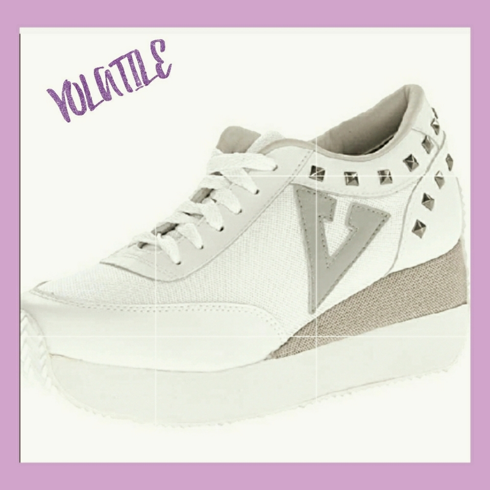 👟VOLATILE RARE CODY WEDGE SNEAKERS